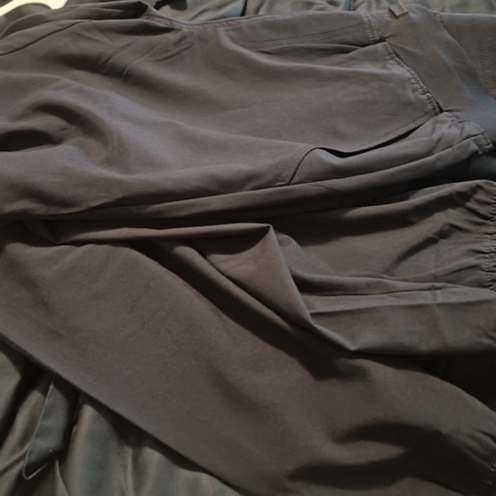 Navy Blue Scrub Set - Picture 3 of 3